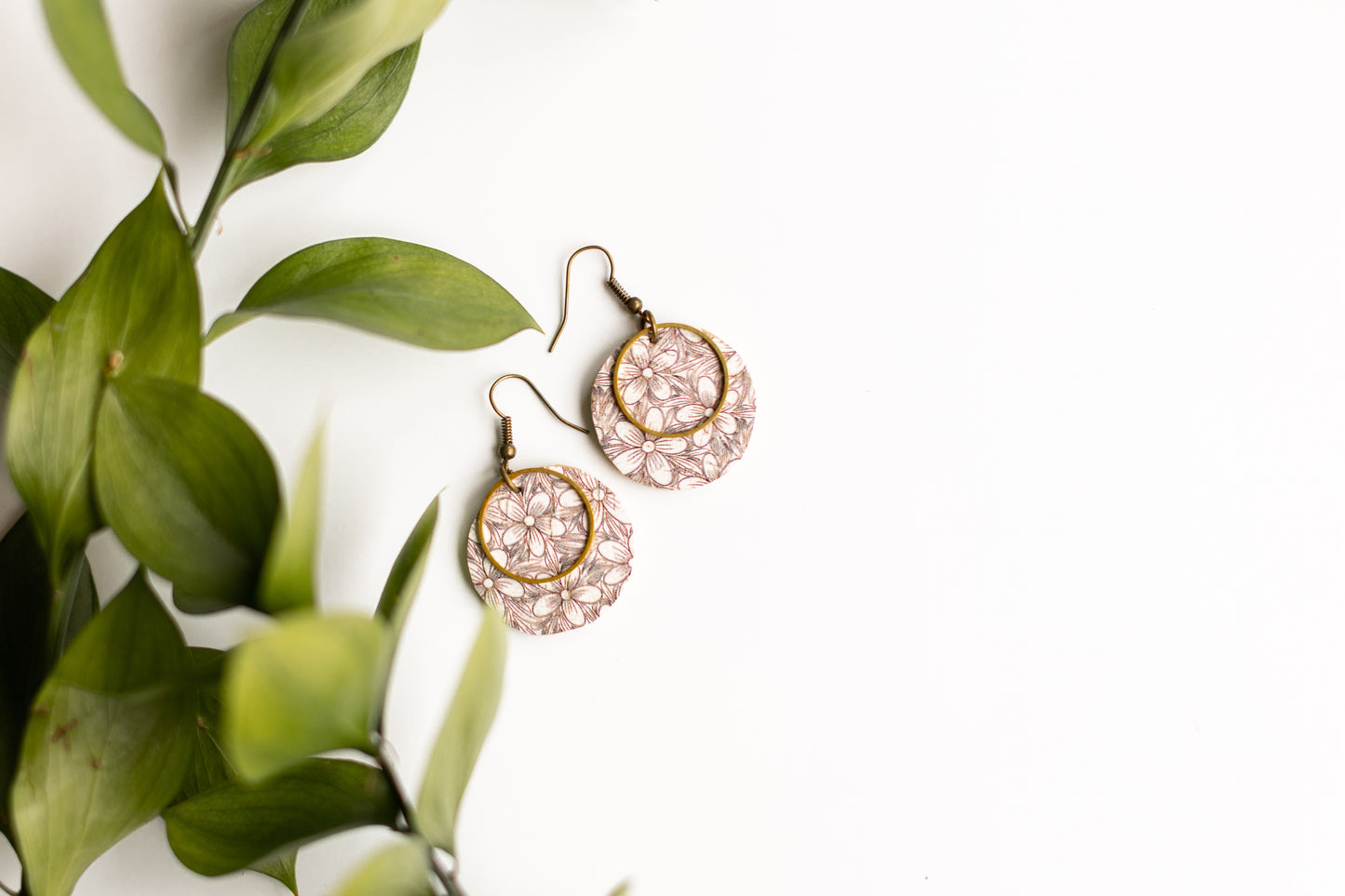 Emery Dangles